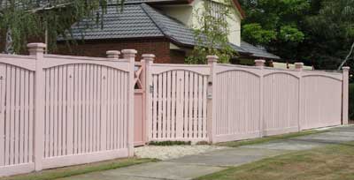 Edwardian picket Fence